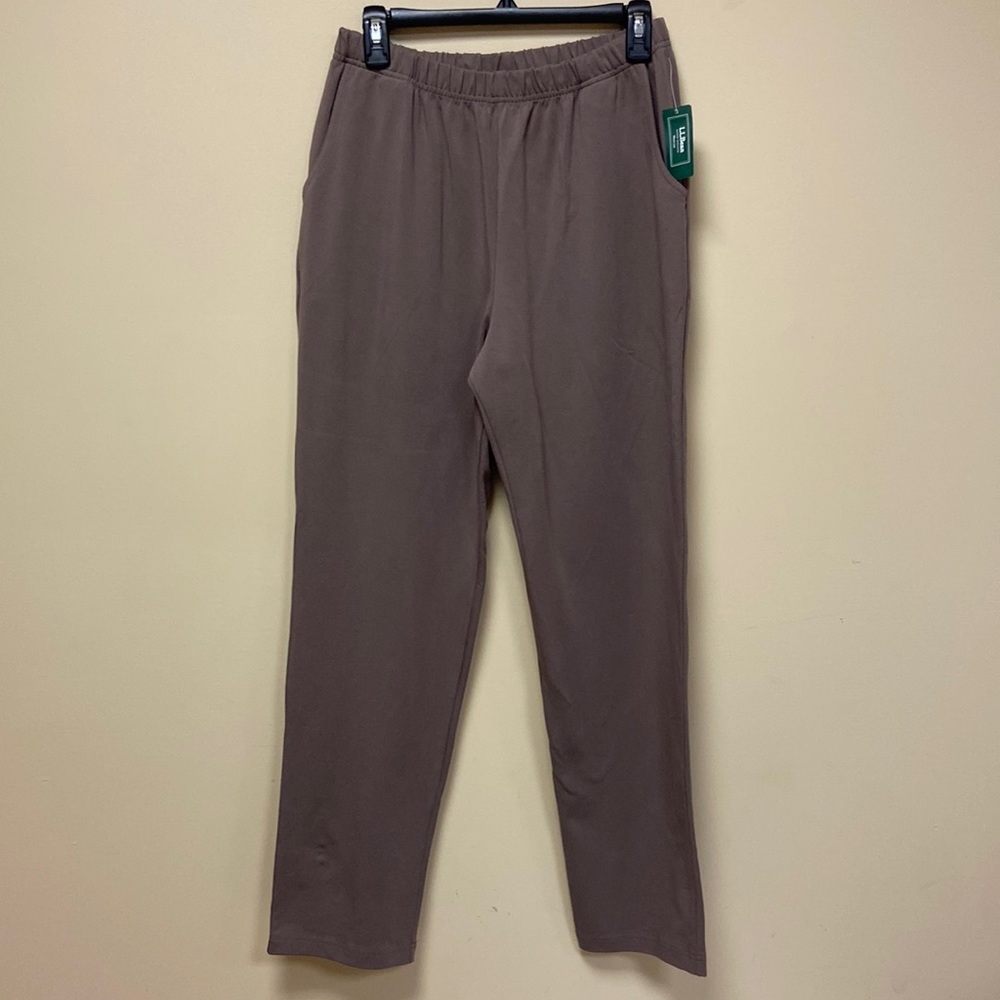L.L. Bean original perfect fit pants taupe size medium NWT